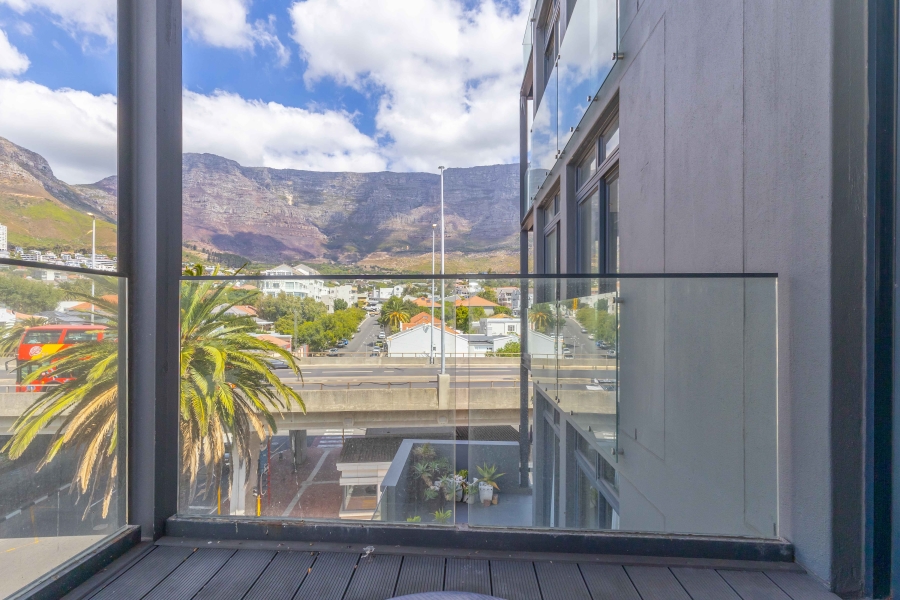 2 Bedroom Property for Sale in Gardens Western Cape